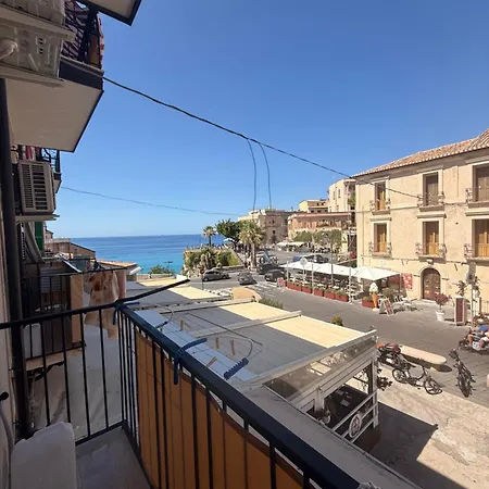 - Vista Mare